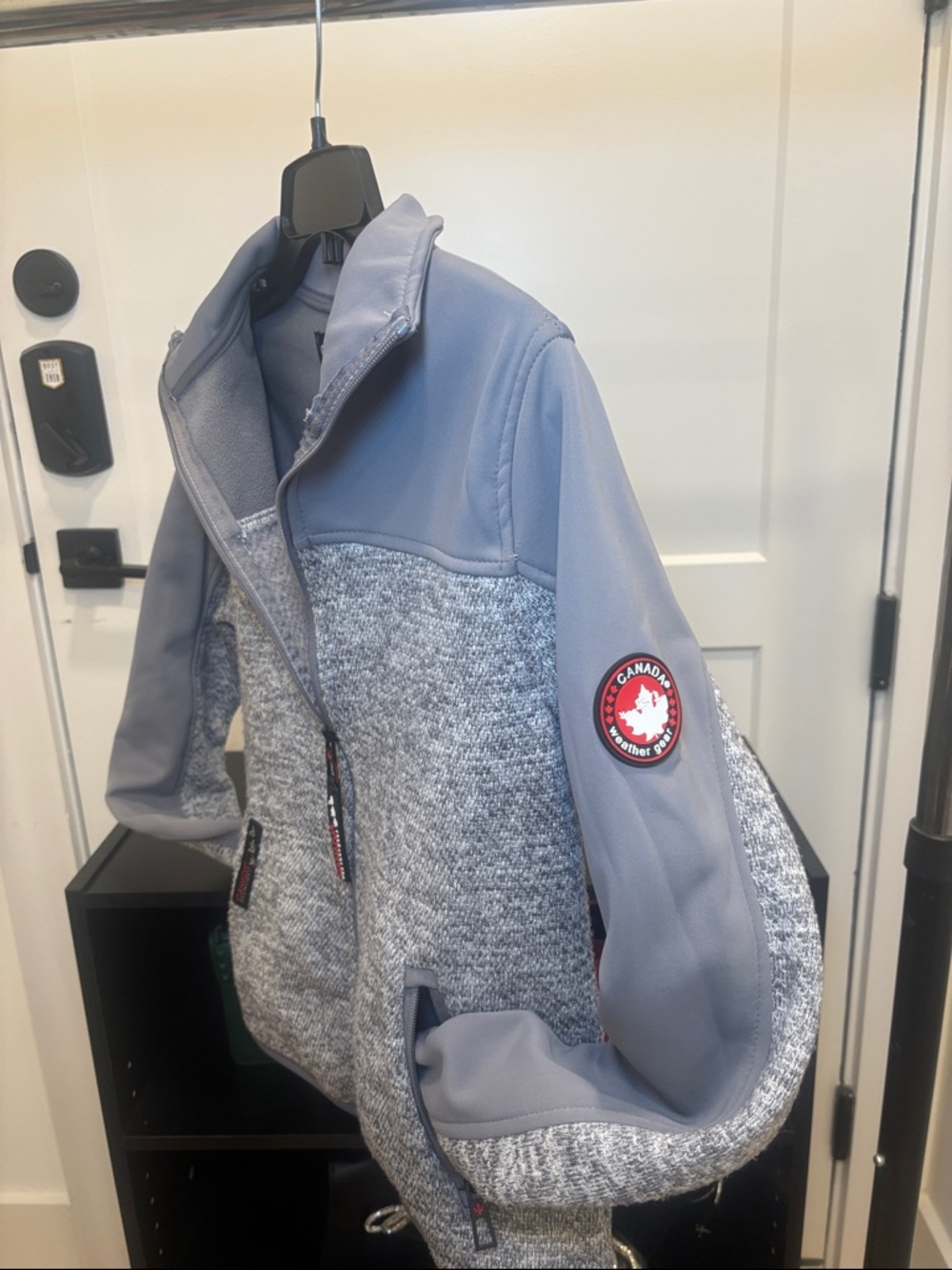 CANADA Full-Zip Jacket - Picture 4 of 5